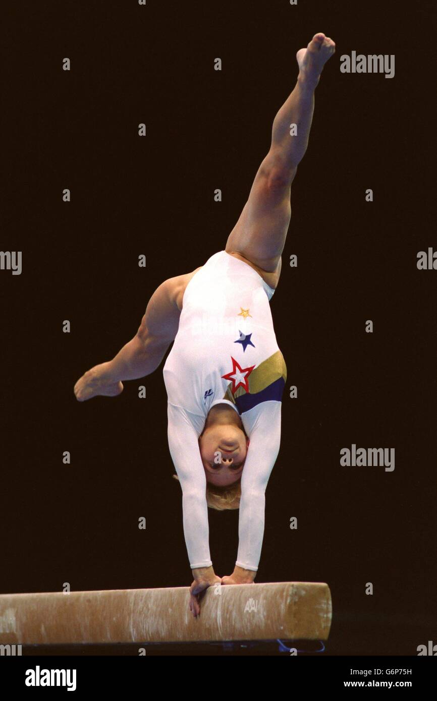 21 jul 96 olympic womens gymnastics the beam hires stock photography