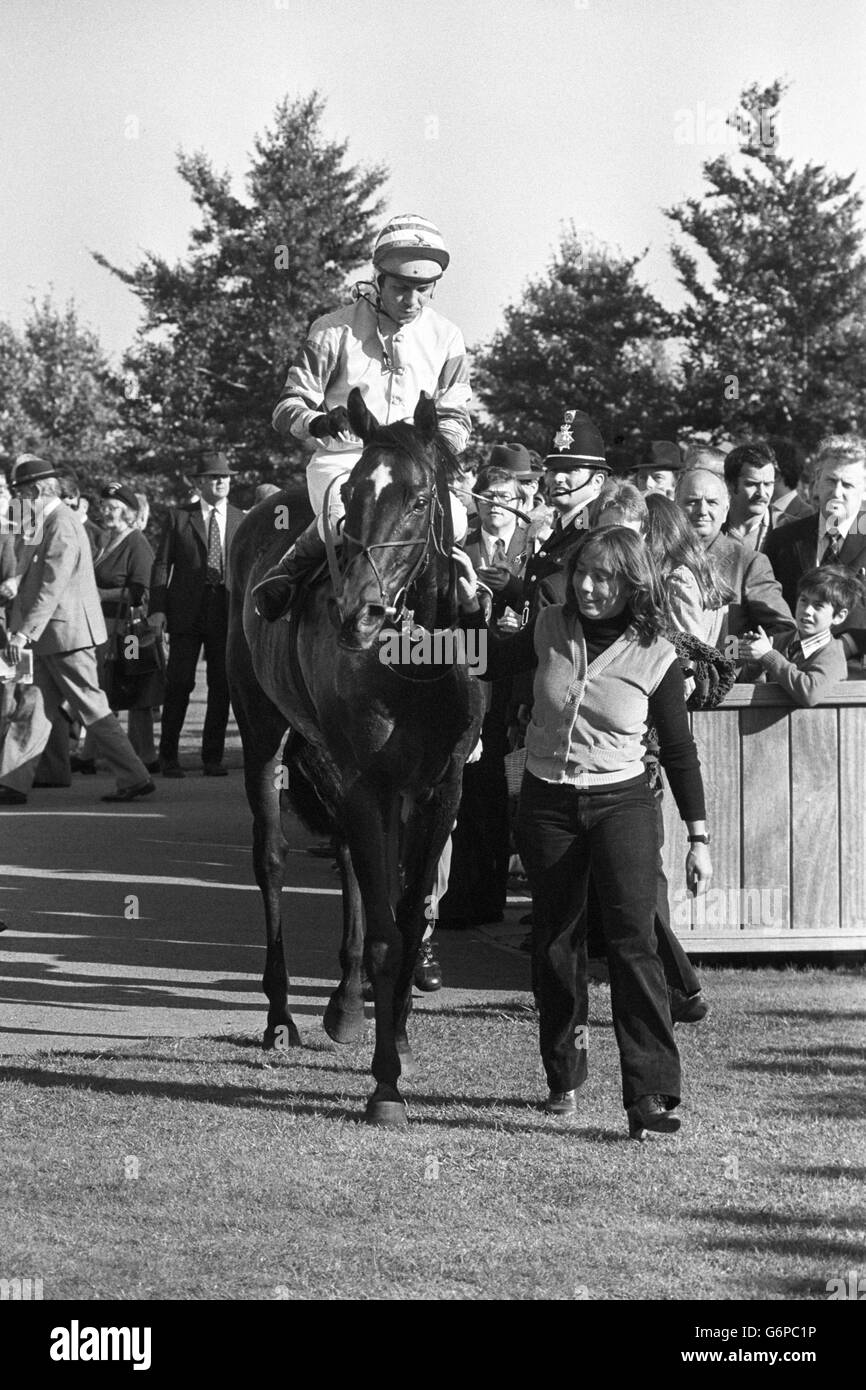 FA Harris's Baronet, with Brian Rouse in the saddle, after winning the William Hill Cambridgeshire Handicap at Newmarket. Stock Photo
