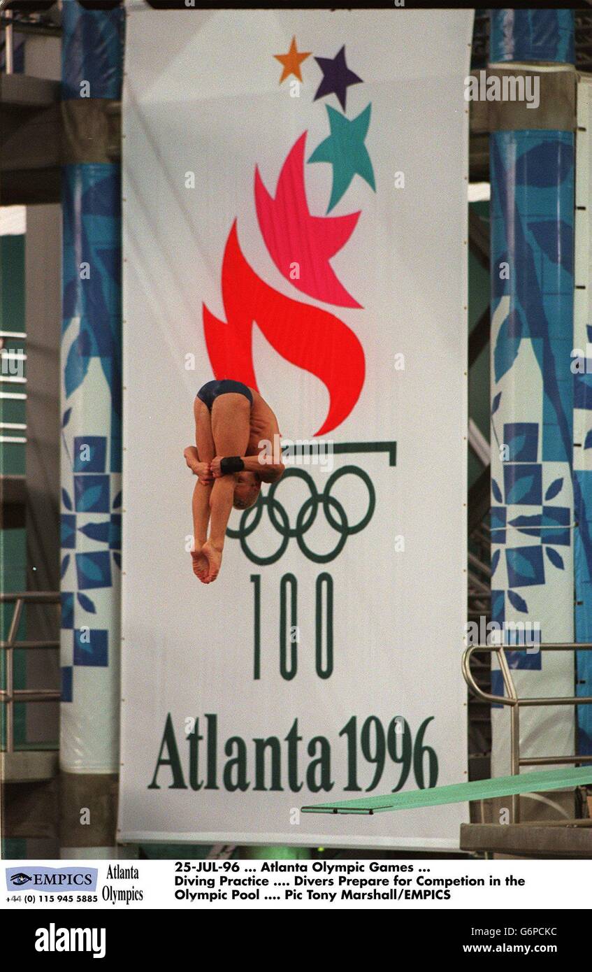 Atlanta Olympic Games Diving Practice Stock Photo Alamy