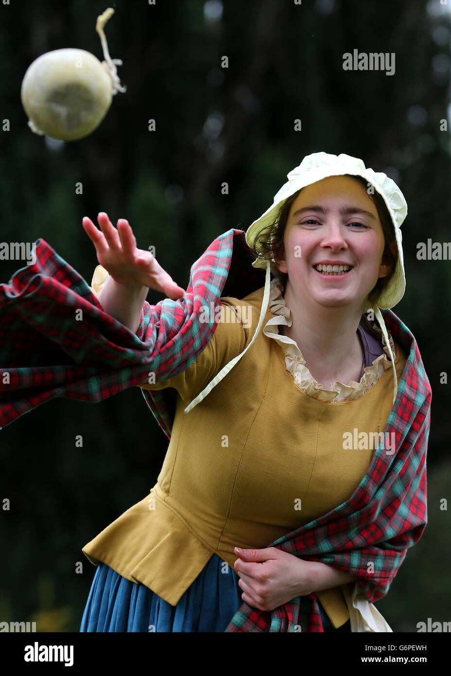 Practice for the Alloway 1759 Haggis Hurling Competition 2014 Stock