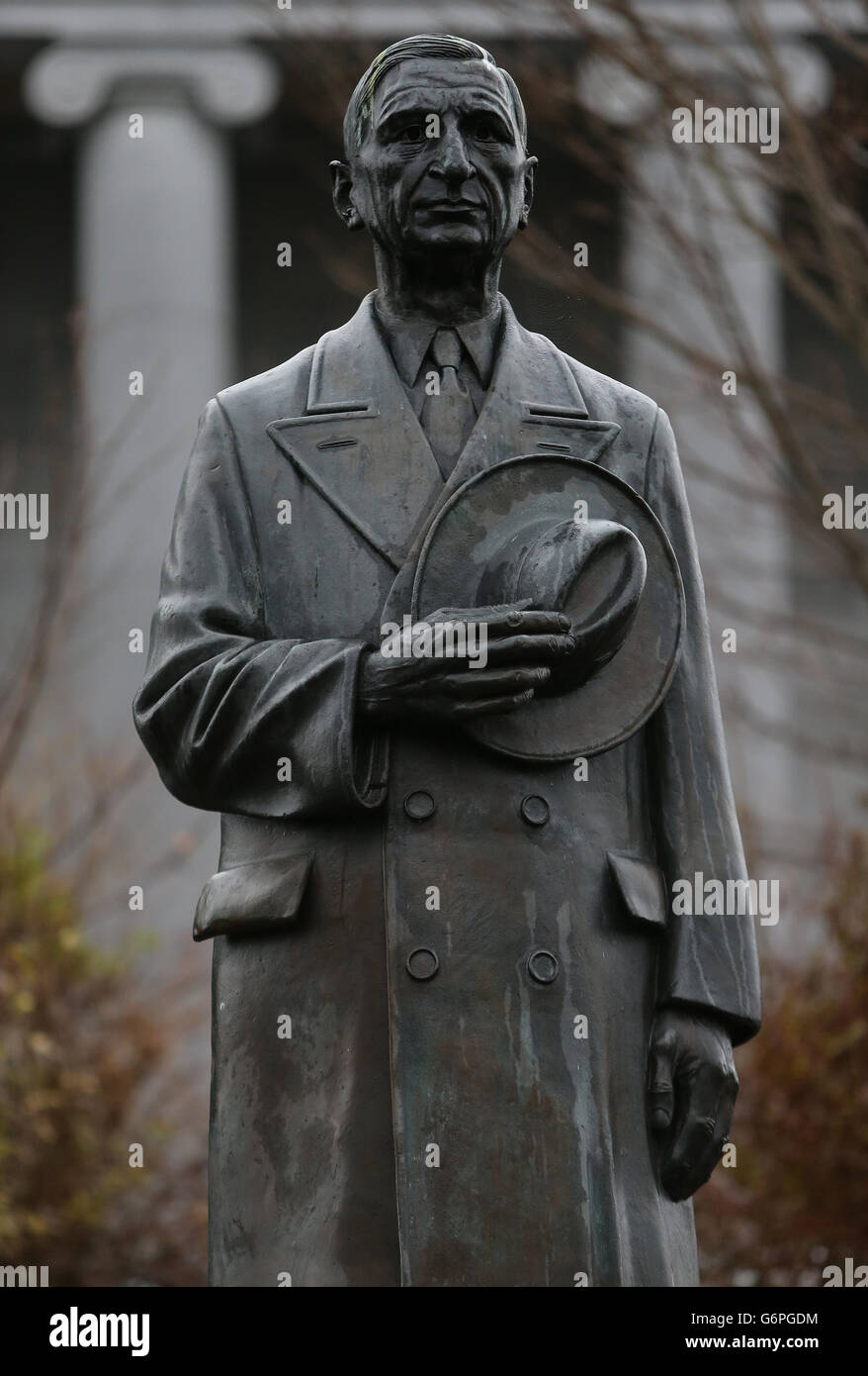 De Valera statue Stock Photo Alamy