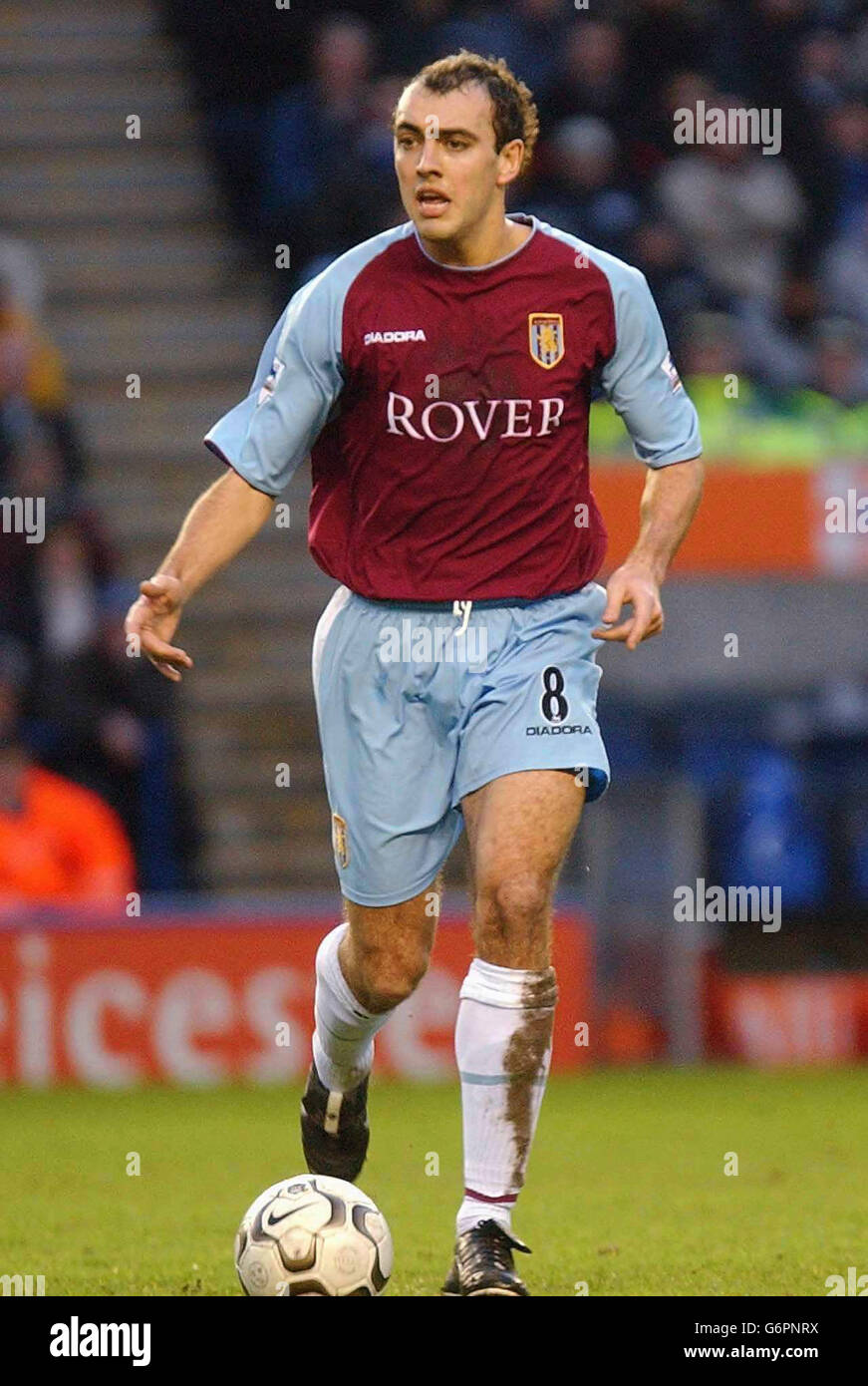 Aston Villa's Gavin McCann, during the Barclaycard Premiership match against Leicester City at the Walker's Stadium, Leicester. Stock Photo