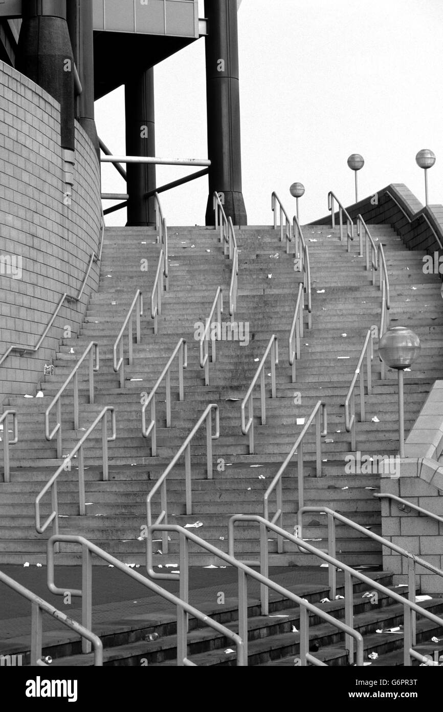 Soccer - FA Carling Premiership - Newcastle United v Liverpool - St James' Park Stock Photo