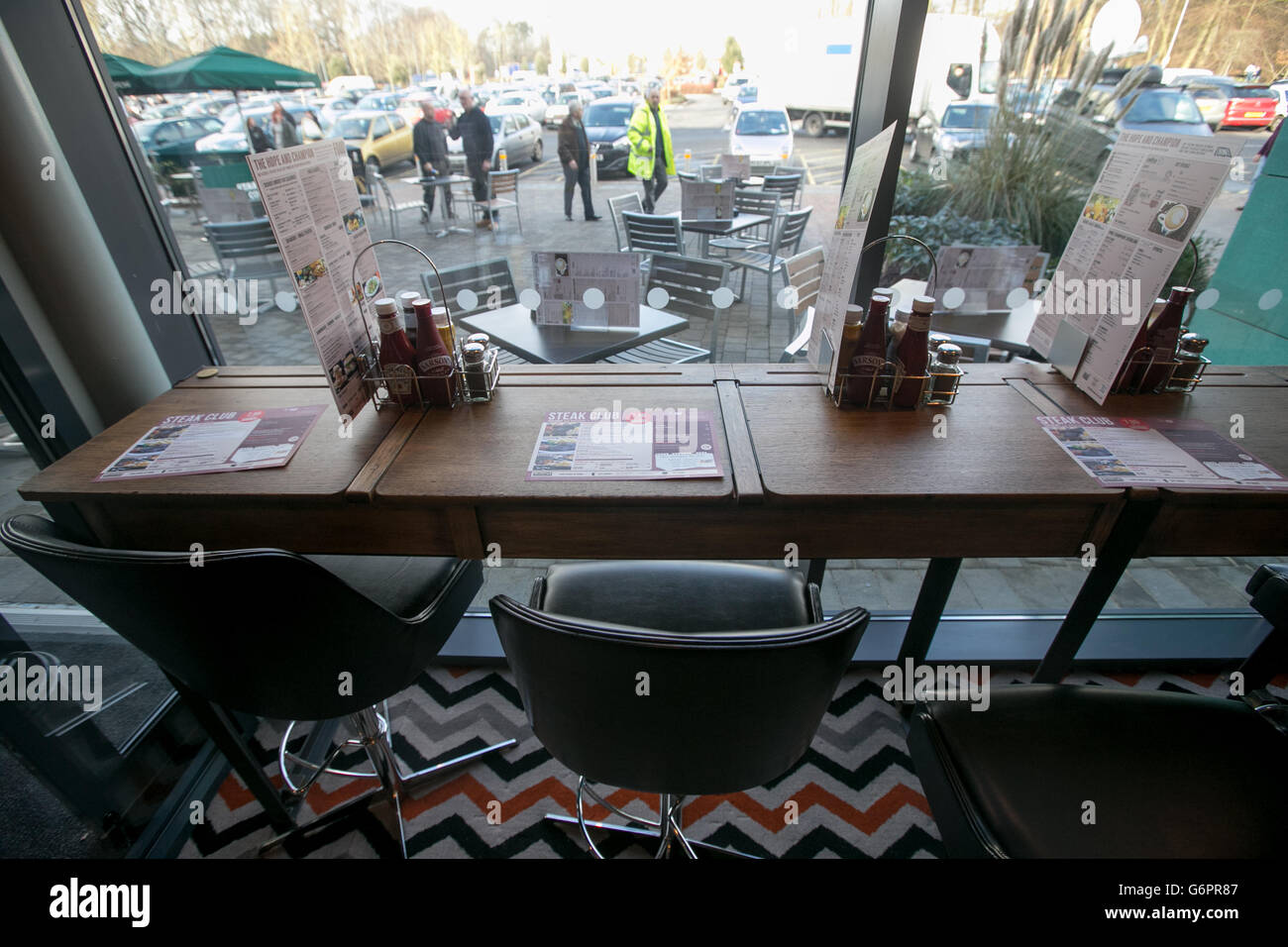 The new JD Weatherspoon pub, The Hope and Champion, which has opened at the M40 Services at Beaconsfield, Buckinghamshire Stock Photo