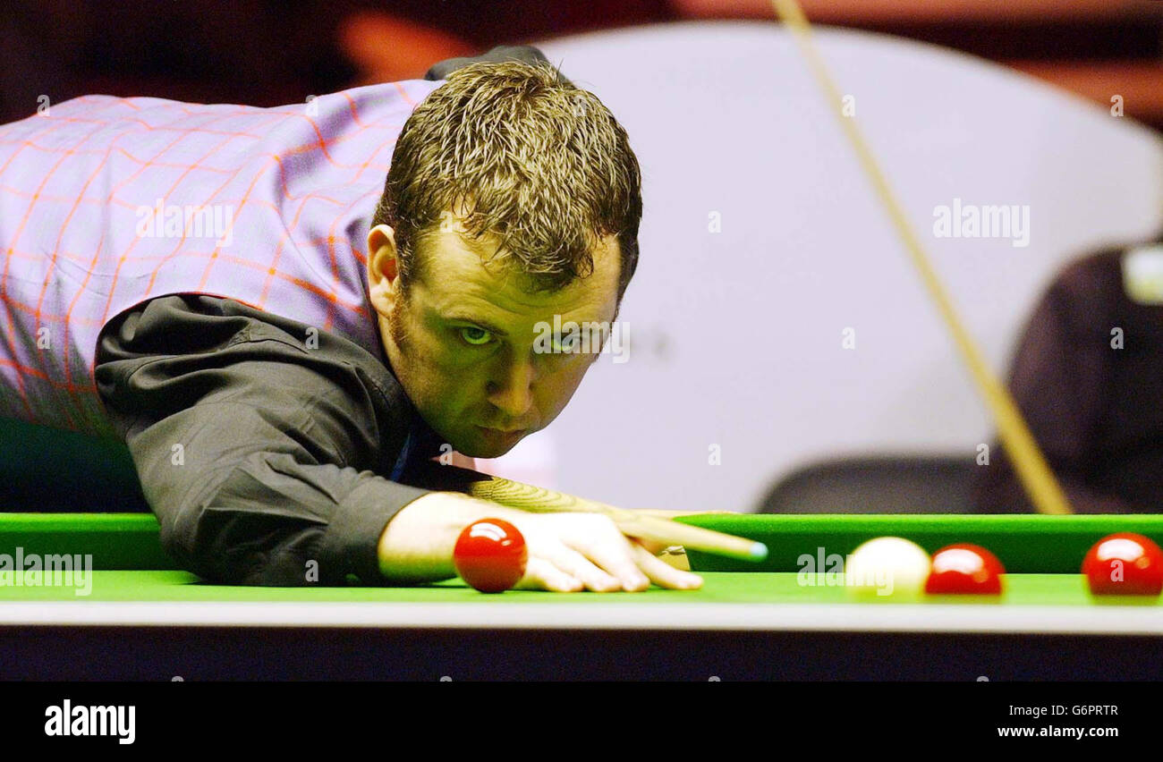 During the masters snooker at wembley conference centre quarter finals hi-res stock photography and images