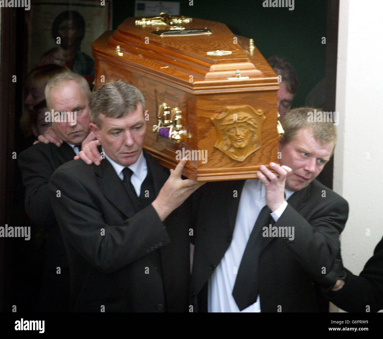 Family members carry coffin after hires stock photography and images Alamy