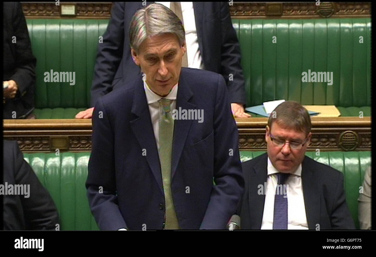 Defence Secretary Philip Hammond issues a statement in the House of Commons, London, regarding the restructuring of the armed forces. Stock Photo