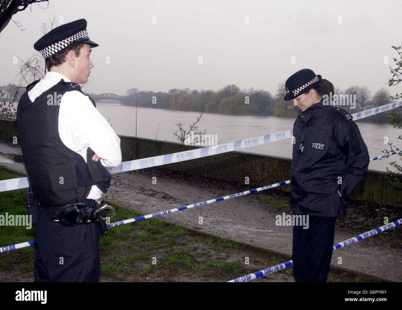Body found by the River Thames Stock Photo - Alamy