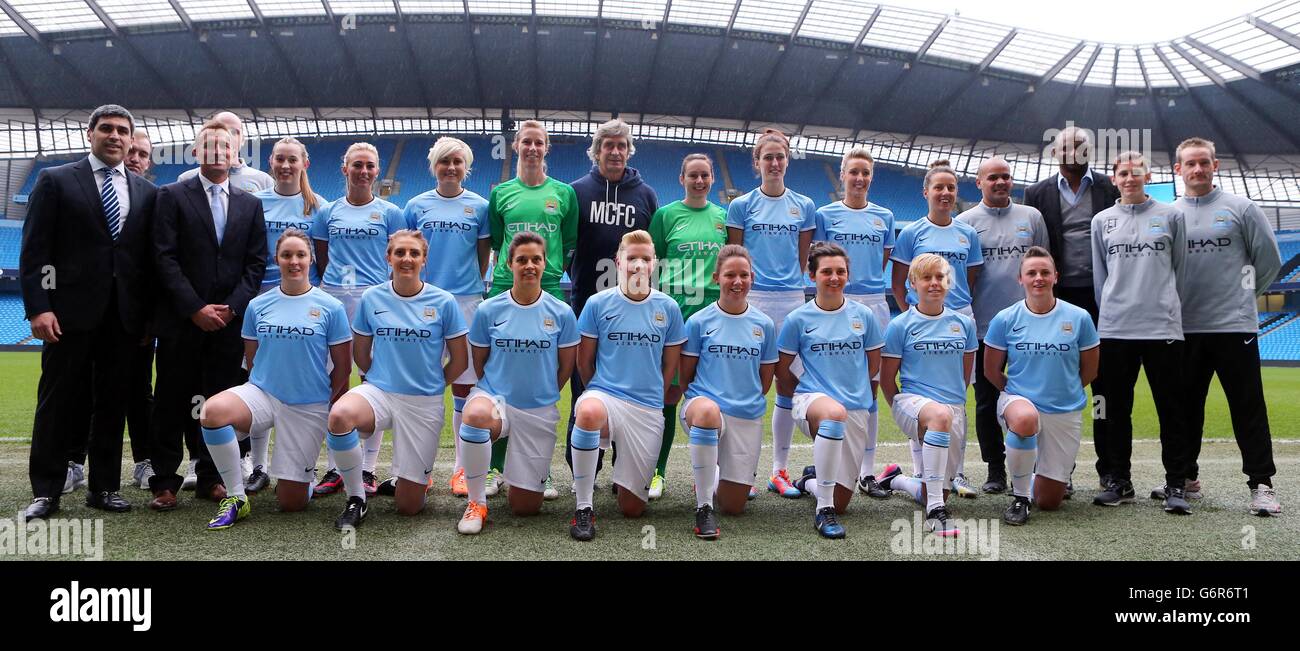 The Manchester City Womens squad during the re-launch of Manchester City Women's FC at the Etihad Stadium, Manchester. PRESS ASSOCIATION Photo. Picture date: Friday January 24, 2014. See PA story SOCCER Man City. Photo credit should read: Peter Byrne/PA Wire. Stock Photo