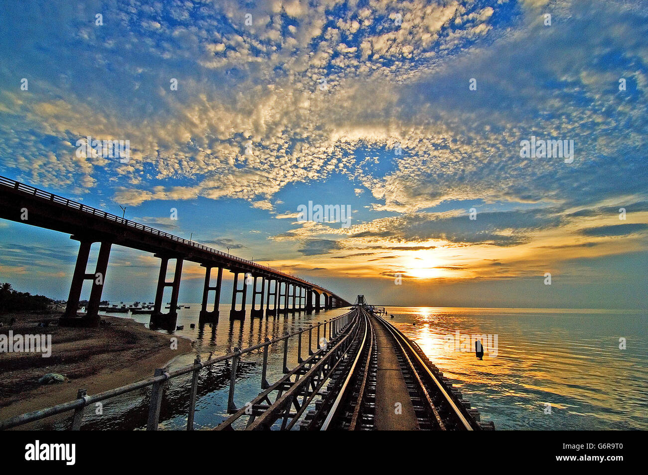 Pamban Railway Bridge at sunset, Rameshwaram, Tamil Nadu, India Stock Photo