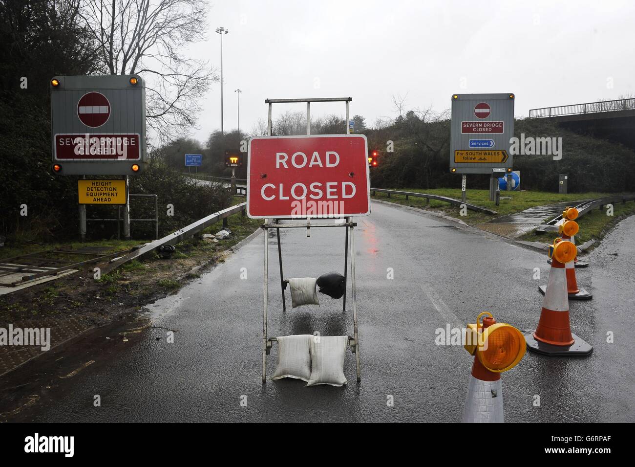 Access to the M48 motorway and the Severn Bridge going across the