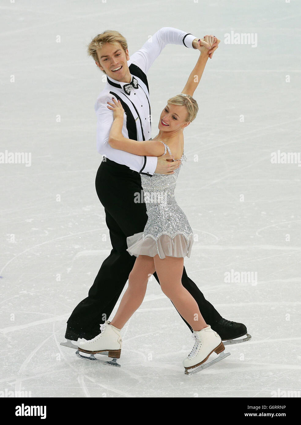 Great Britain's Penny Coomes and Nick Buckland in the Ice Dance short