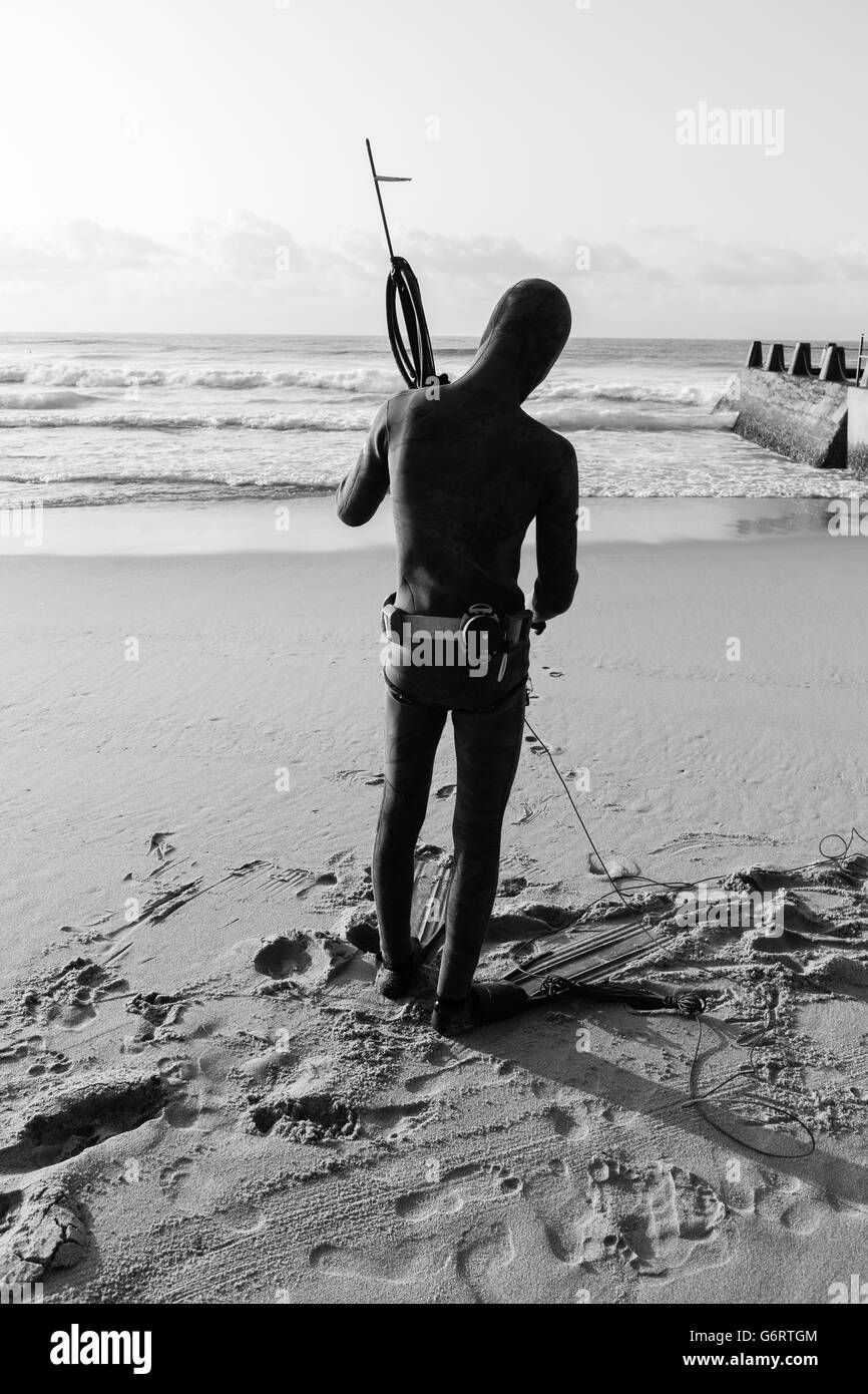 Spearfishing hi-res stock photography and images - Page 3 - Alamy