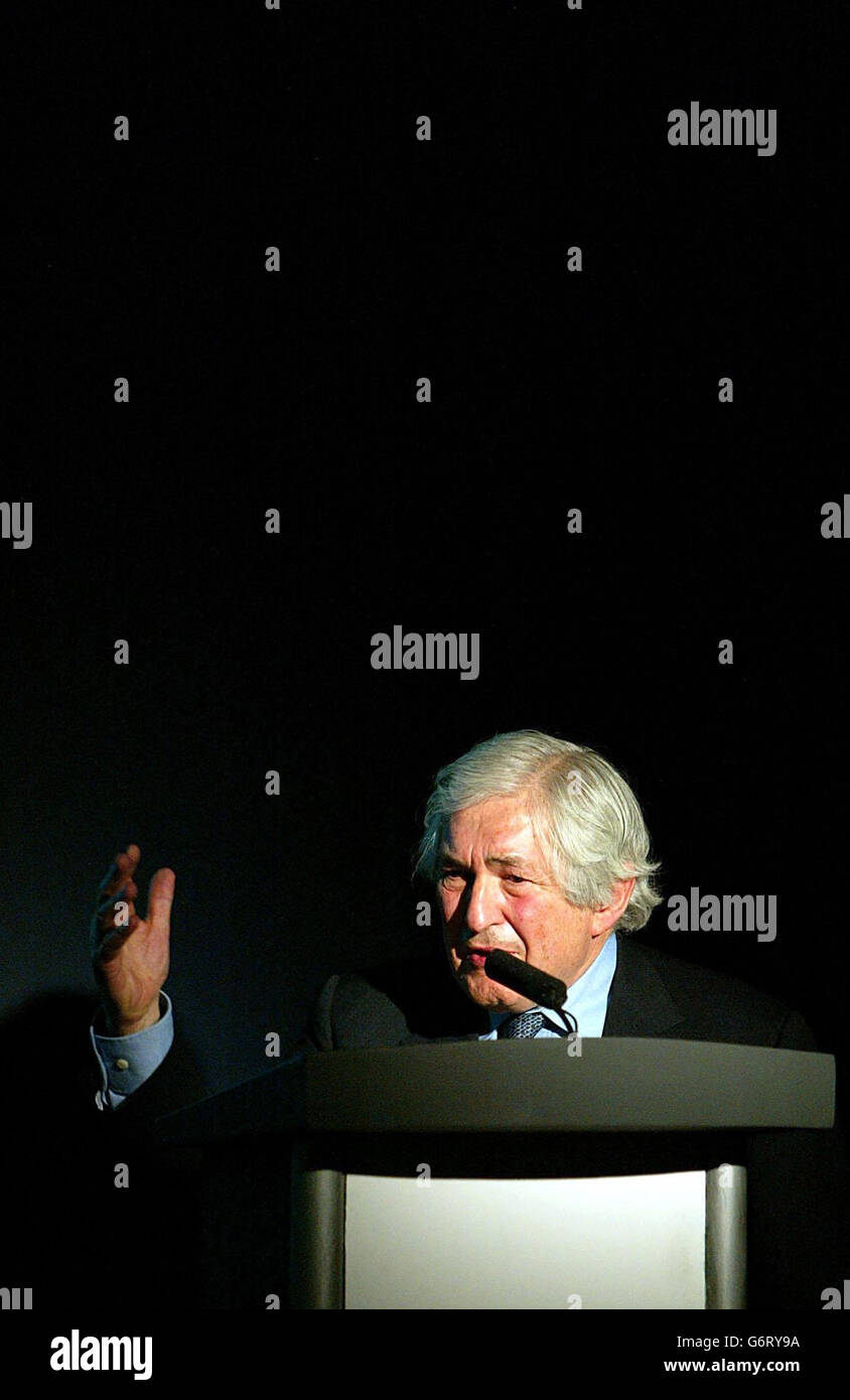 James wolfensohn globalisation conference hires stock photography and