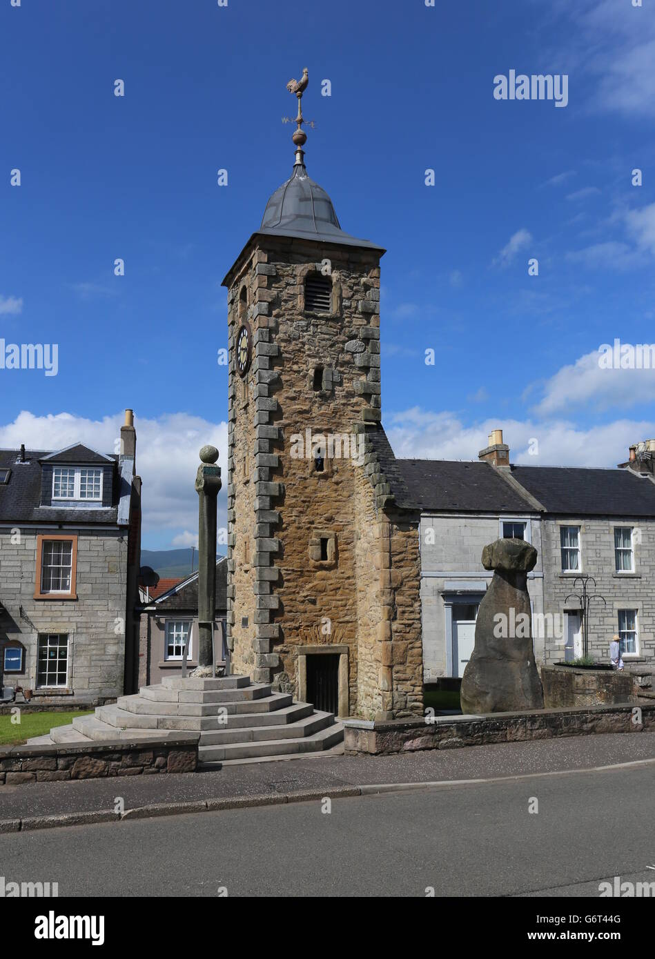 Clackmannan Tolbooth, Mercat Cross and Clack or Stone of Mannan
