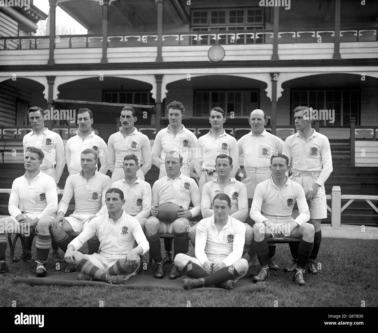 (Back row, l-r) Sam Tucker, Harold Day, Arthur Blakiston, Tom Voyce, Geoffrey Conway, Reg Edwards and Barry Cumberlege. (Middle row, l-r) Ernest Gardner, Wavell Wakefield, Cyril Lowe, Bruno Brown, Edward Myers and Ernest Hammett. (Front row, l-r) Cecil Kershaw and Vivian Davies. Stock Photo