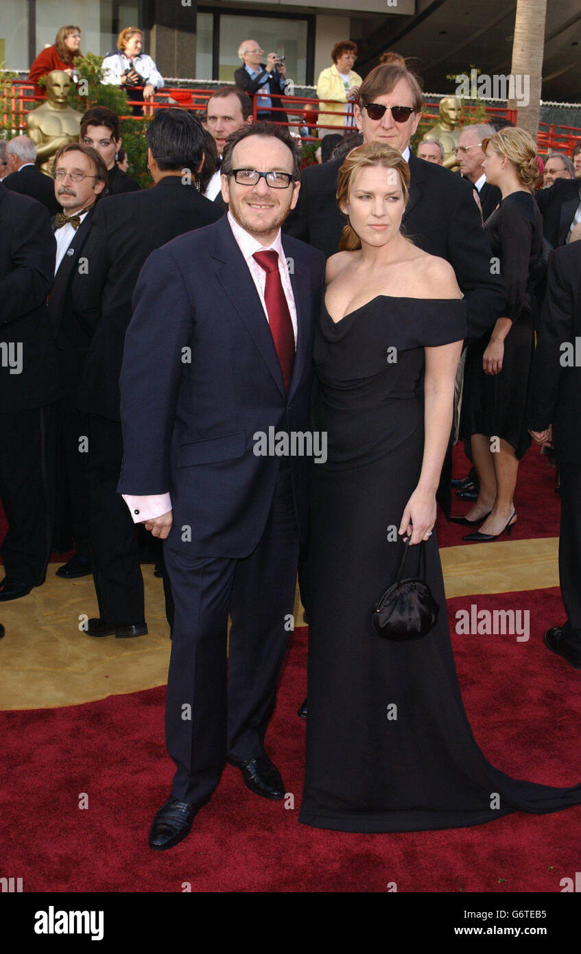 Costello The Oscars 2004. Elvis Costello and wife Diana Krall arrive at