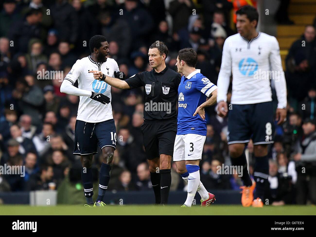 Tottenham hotspur left back hi-res stock photography and images - Alamy