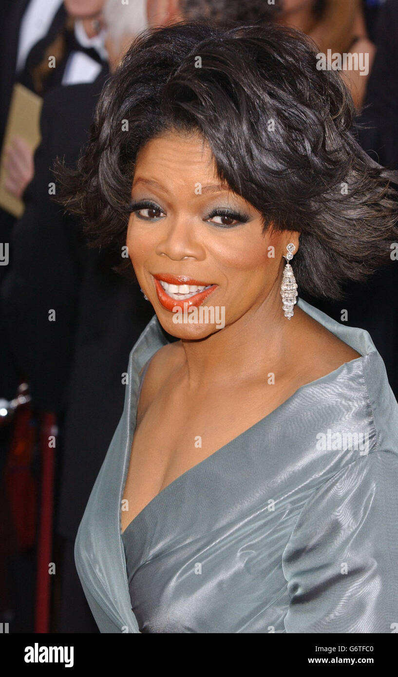 Oprah winfrey wearing a dress hi-res stock photography and images - Alamy