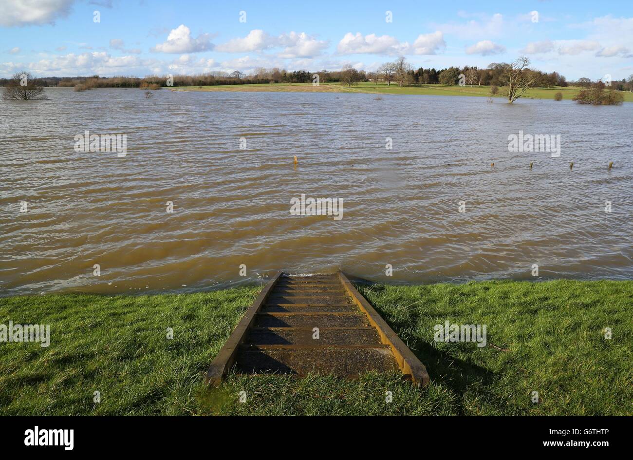 Flood storage area hires stock photography and images Alamy