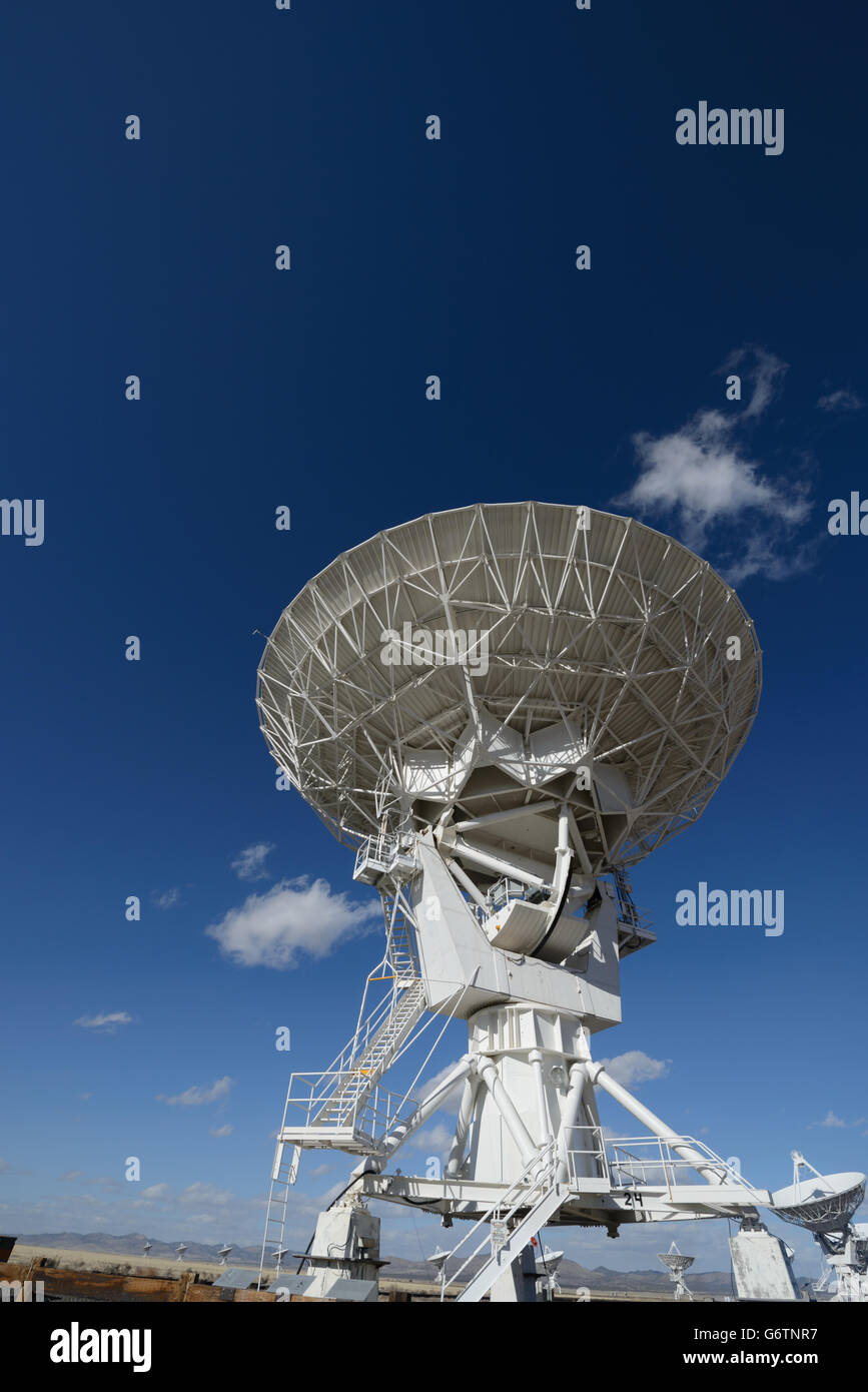 Huge antenna dish at Very Large Array, searching for imaging signal in space Stock Photo