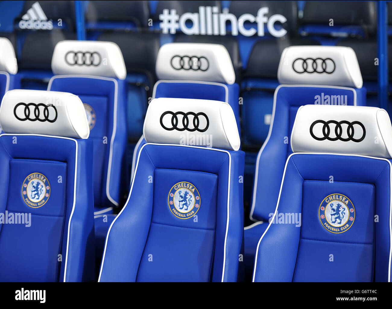 Soccer - Barclays Premier League - Chelsea v Everton - Stamford Bridge Stock Photo