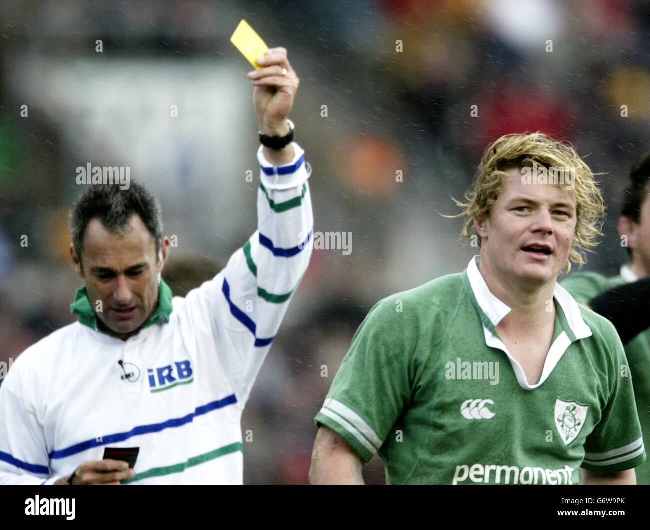 Ireland's Brian O'Driscoll is sent to the sin-bin by referee Kelvin Deaker (left) following a high tackle during their RBS 6 Nations match at Lansdowne Road, Dublin. Stock Photo