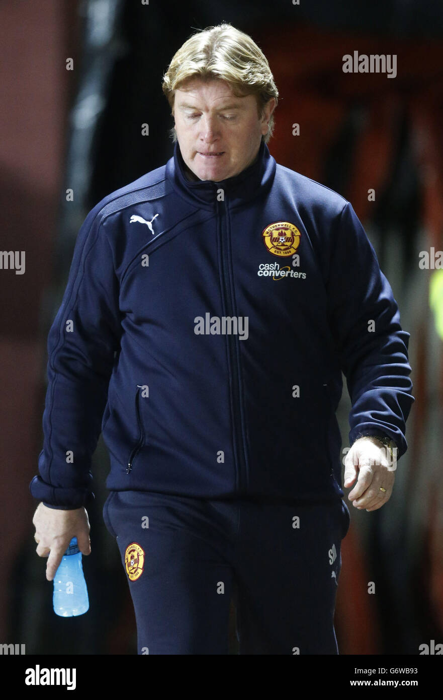 Motherwell Manager Stuart McCall during the Scottish Premiership match at Tannadice Park, Dundee. Stock Photo