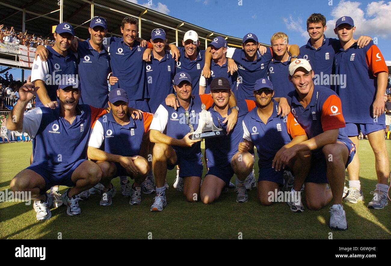 The England team with the Wisden trophy after drawing the 4th Test against The West Indies, at the Recreational ground, St. John's, Antigua. Stock Photo