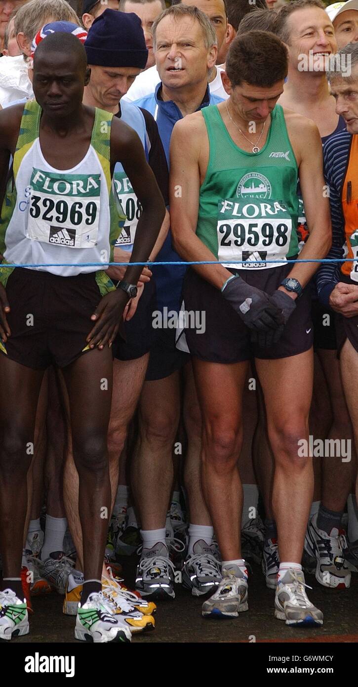 London Marathon 2004 Stock Photo Alamy