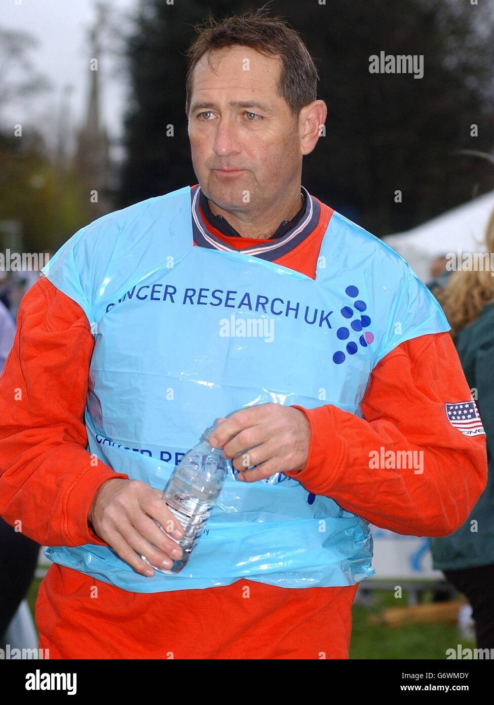 London Marathon 2004 Stock Photo Alamy