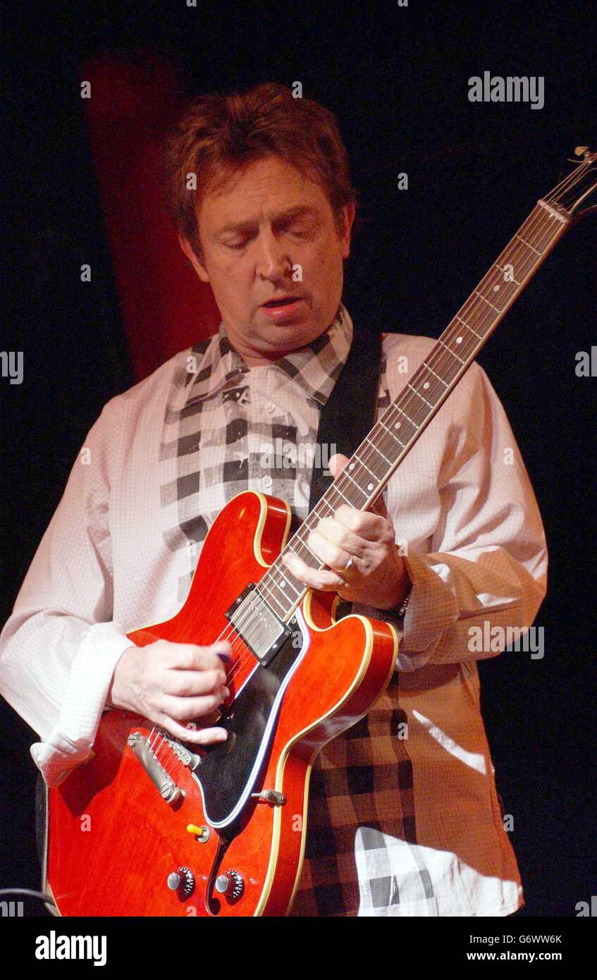 Andy summers at the jazz club hi-res stock photography and images - Alamy