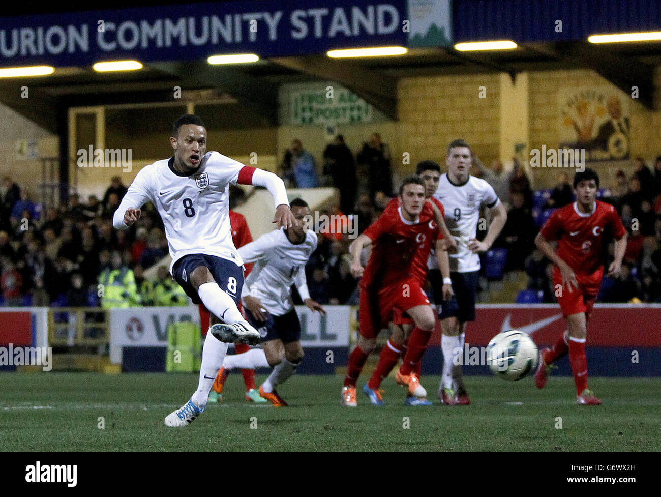 England lewis baker from the spot to make it hires stock photography