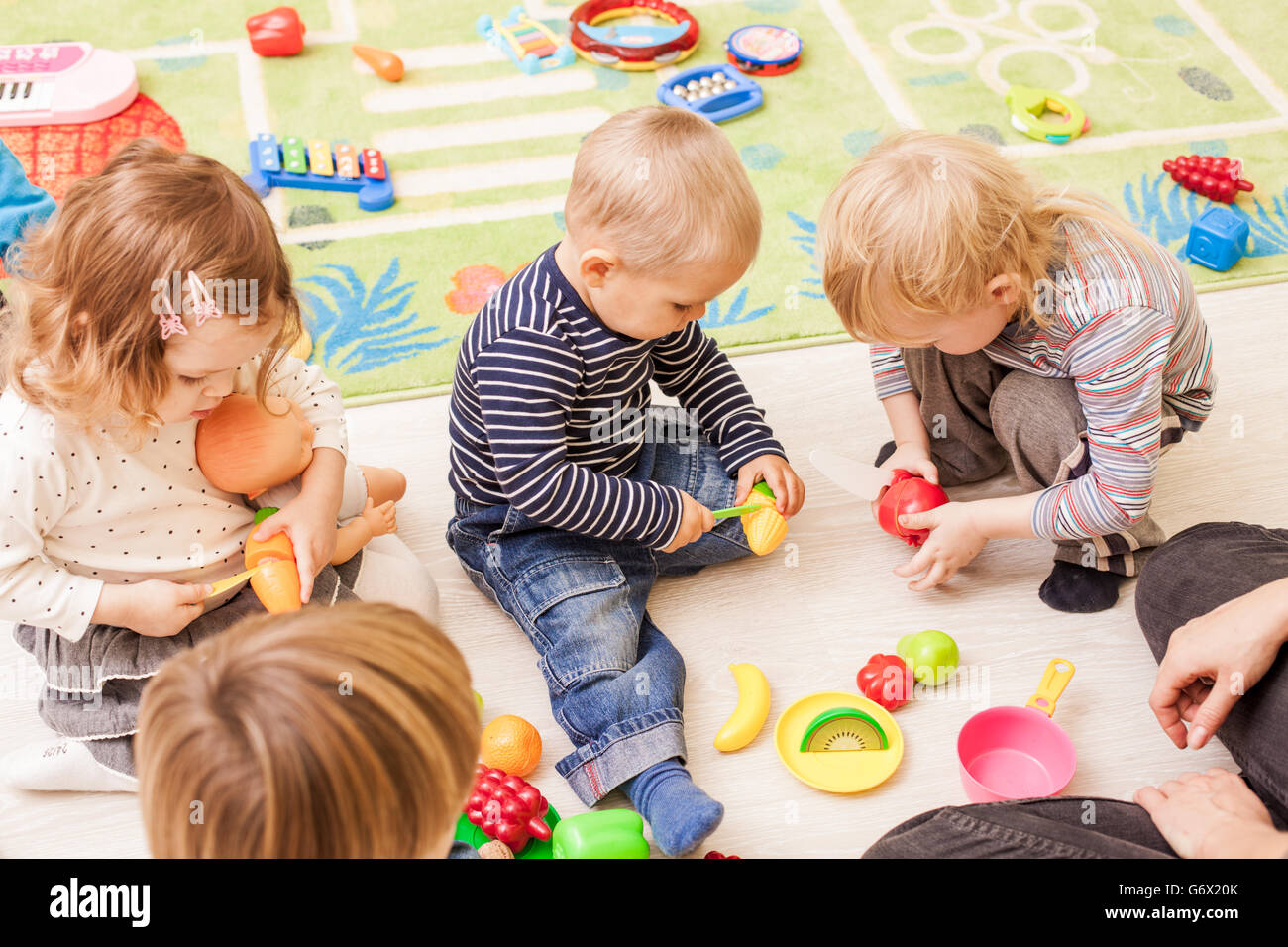 Games in kindergarten Stock Photo - Alamy 