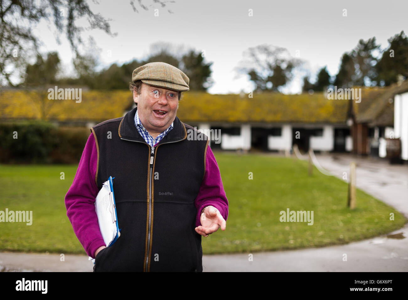 Horse Racing Nicky Henderson Stable Visit Seven Barrows. Trainer