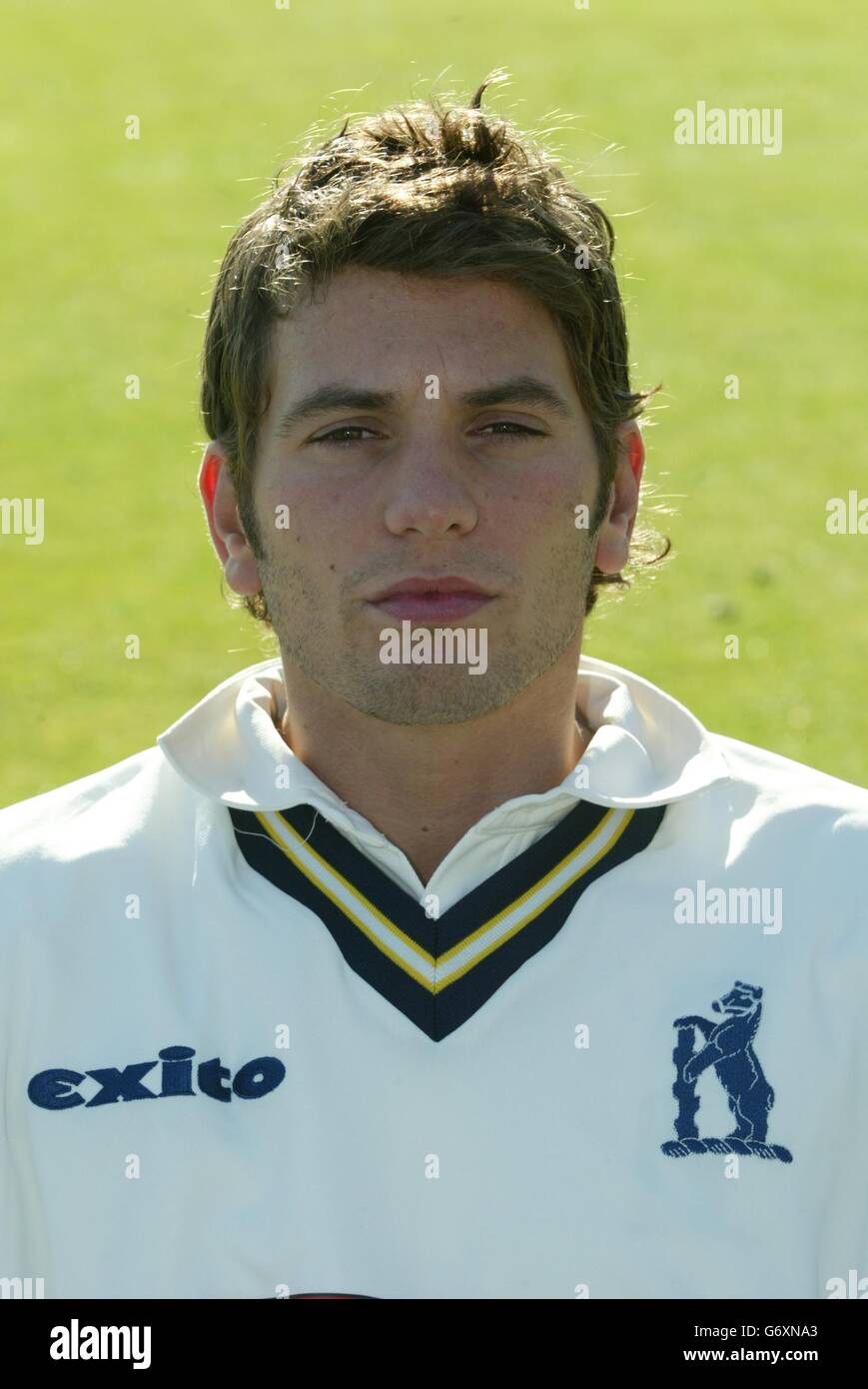 Warwickshire CCC 2004. Huw Jones of Warwickshire County Cricket Club. Stock Photo