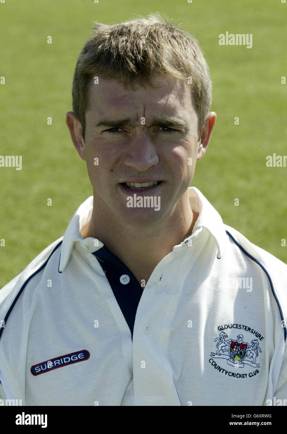 Tim Hancock of Gloucestershire County Cricket Club during a photocall at Bristol, ahead of the new 2004 season. Stock Photo