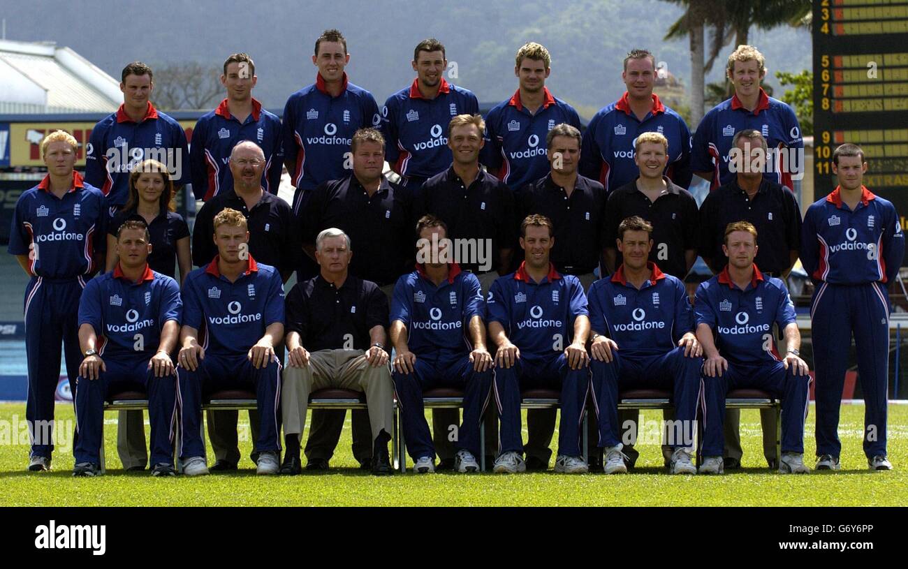 England One Day International Squad: (l-R) Back Row: Andrew Strauss, James Kirtley, Rickki Clarke, Stephen Harmison, James Anderson, Ian Blackwell, Anthony McGrath, Middle Row: Gareth Batty, Vickki Byrne, Massage therapist, Malcolm Ashton, scorer, Dean Conway, Physiotherapist, Nigel Stockill, Physiologist, Tim Boon, Assistant coach, Mark Hodgson, Media relations manager, Phil Neale, Team Manager, Chris Read, Front Row: Darren Gough, Andrew Flintoff, Duncan Fletcher, Head Coach, Michael Vaughan, captain, Marcus Trescothick, Ashley Giles and Paul Collingwood at the Queen's Park Oval, Port of Stock Photo
