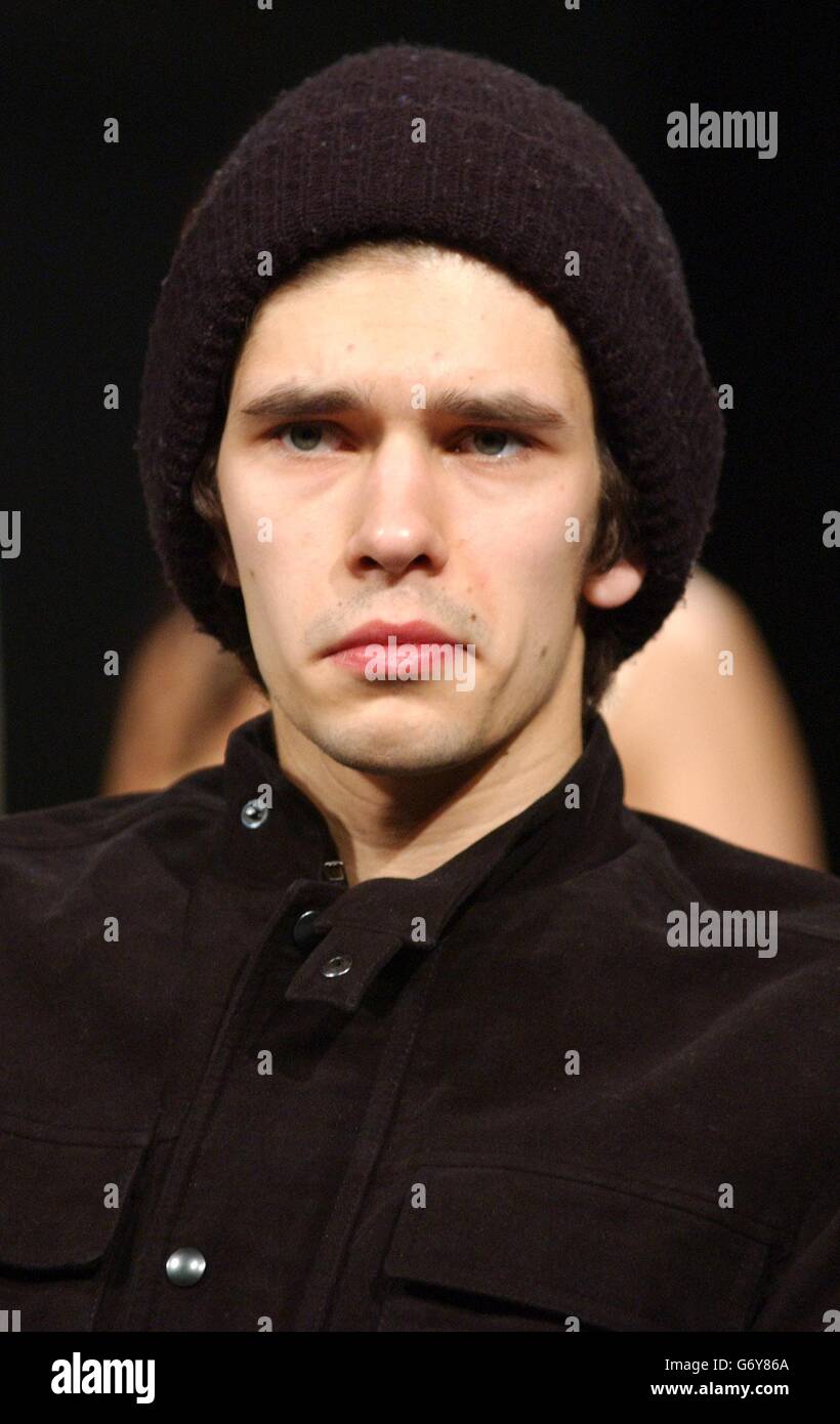 ARTS Theatre Hamlet 1 Stock Photo Alamy