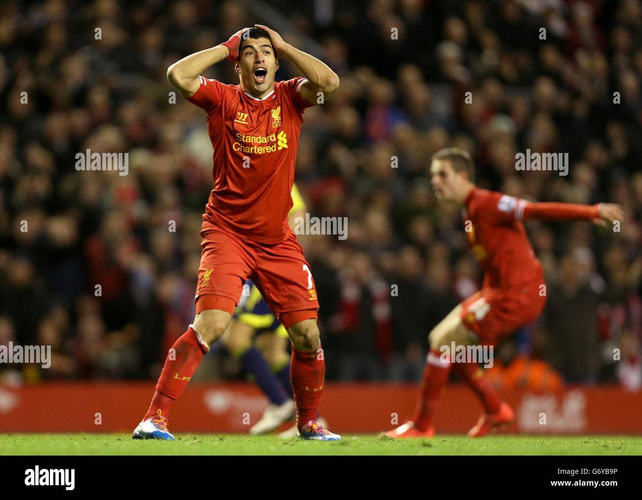 Jogadores De Futebol Do Inglês Liverpool Fotografia Editorial - Imagem de  liga, final: 117597307