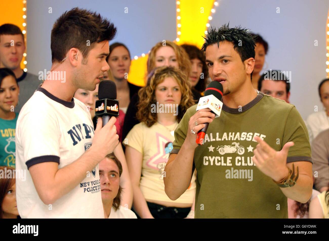 Peter Andre outside his hotel with a Louis Vuitton man bag London, England  - 26.08.09 WENN.com Stock Photo - Alamy