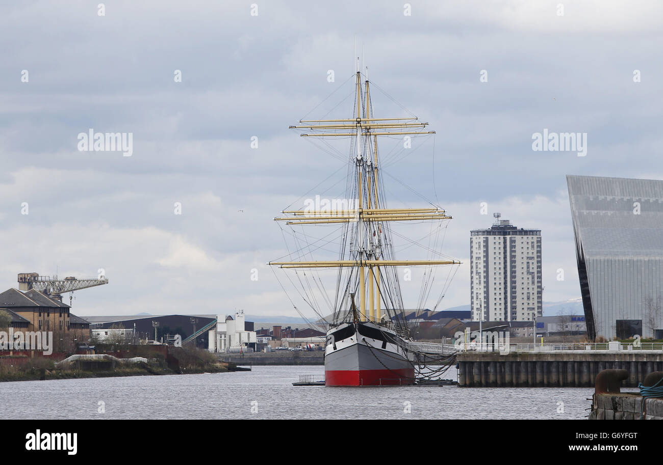A Tall Ship In Glasgow Stock Photo Alamy