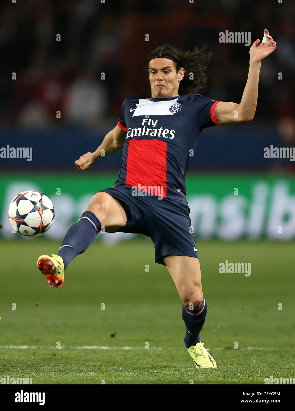 Cavani psg hi-res stock photography and images - Alamy