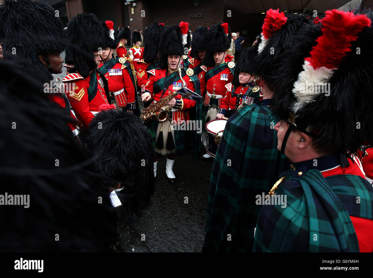 Scots Guards Regiment Stock Photos & Scots Guards Regiment Stock Images ...