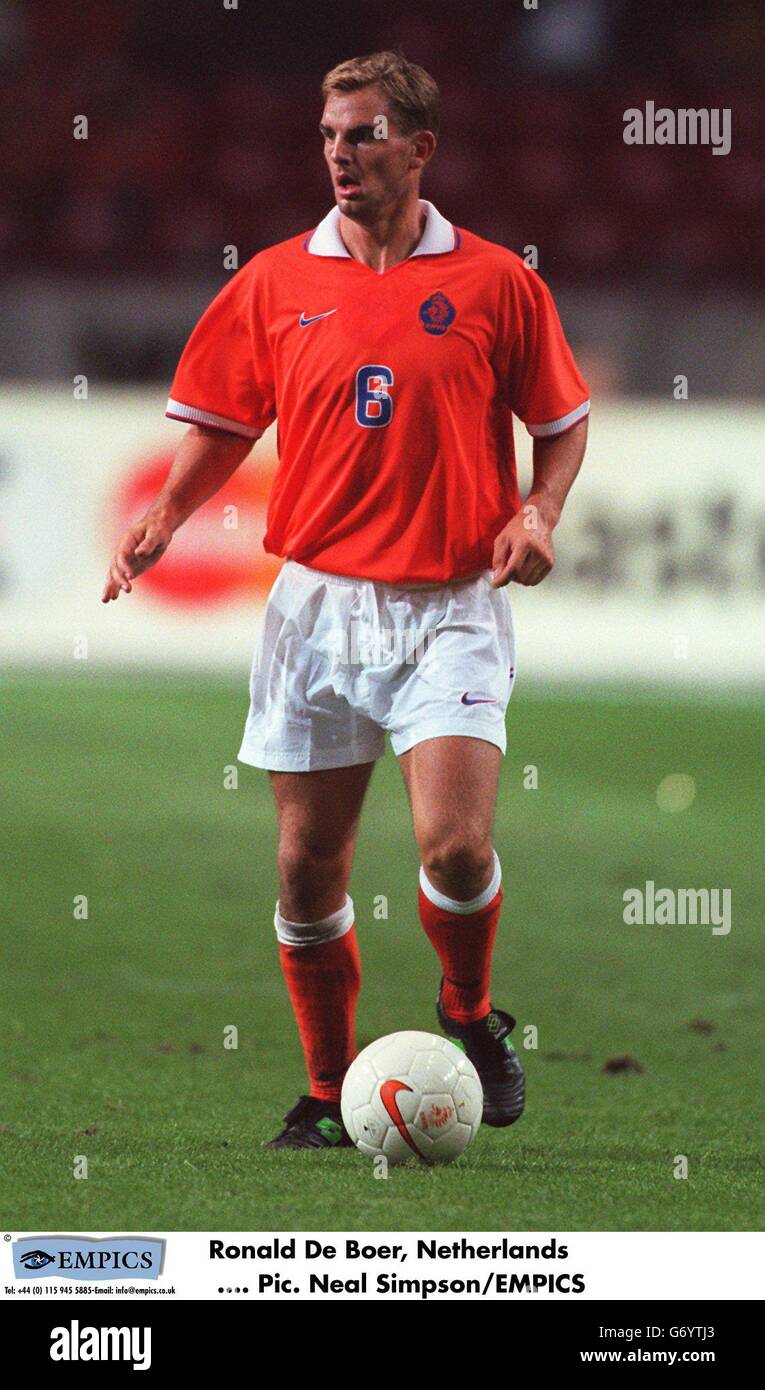International Soccer Netherlands V Holland Ronald De Boer international-soccer-netherlands-v-holland-ronald-de-boer