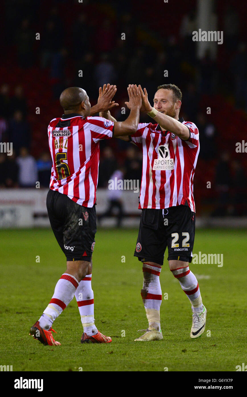 Sheffield United Winning Goalscorer Ben Davies Right Celebrates With