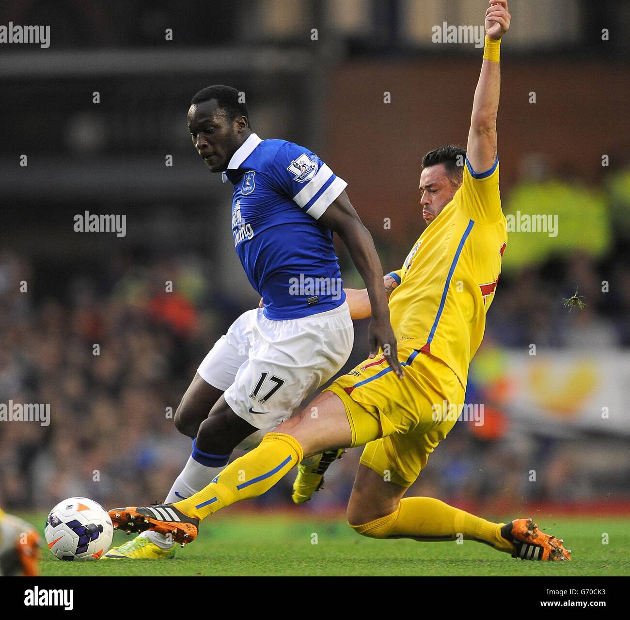 Soccer - npower Football League Championship - Crystal Palace Play Off  Feature 2012/13 - Crystal Palace Training Ground. Crystal Palace's Yannick  Bolasie, Damien Delaney and Mile Jedinak Stock Photo - Alamy