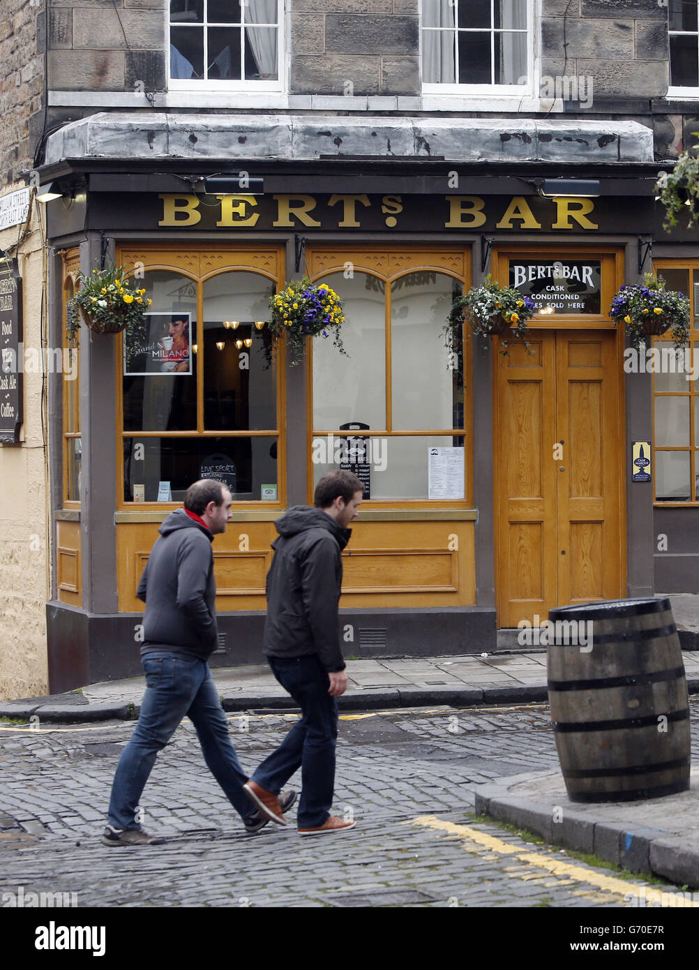 Berts bar hires stock photography and images Alamy