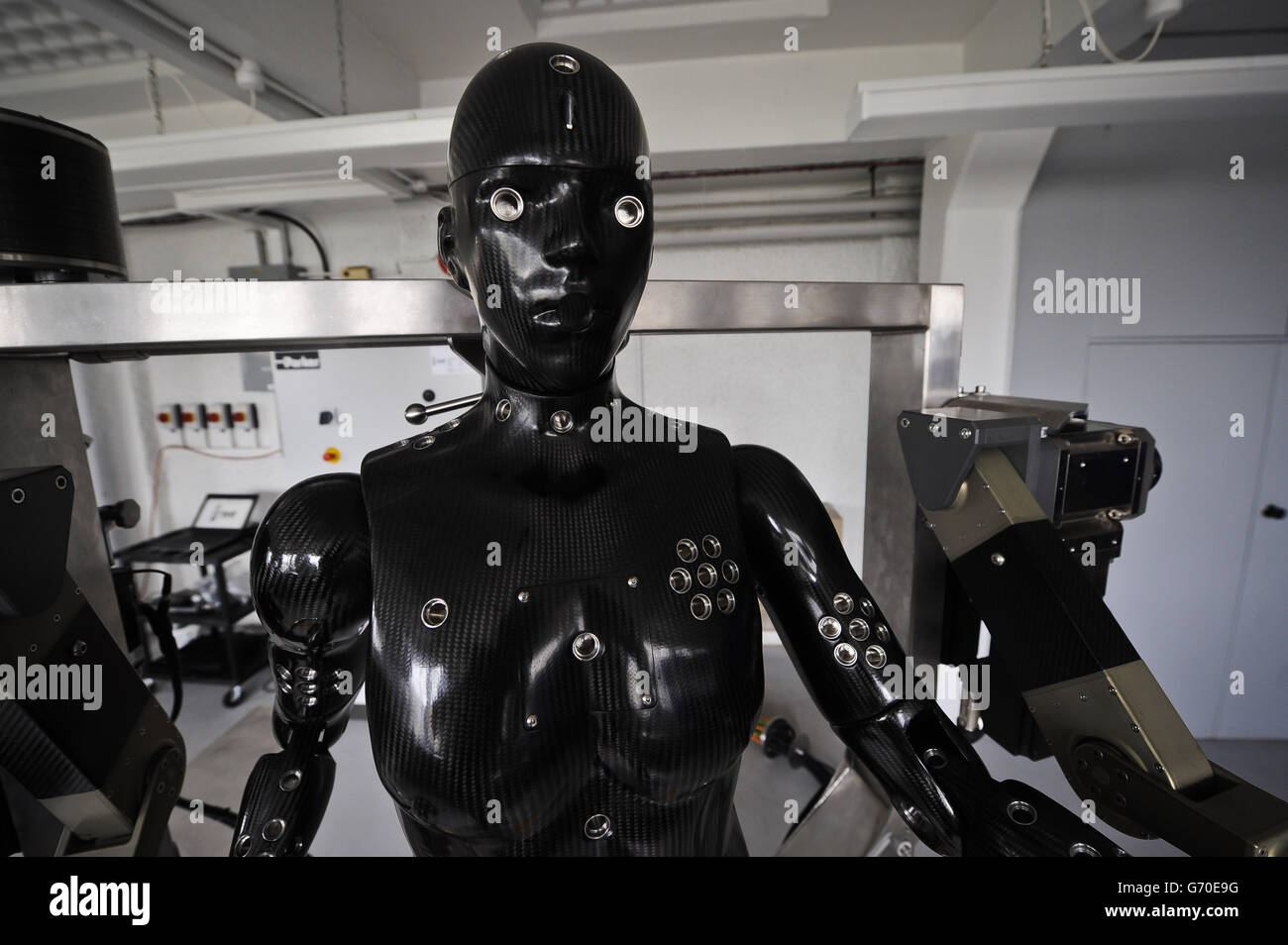 The Porton Man robot mannequin, that will help test the next generation of  chemical and biological suits for the UK's armed forces, which has been  unveiled at Porton Down, Wiltshire Stock Photo -