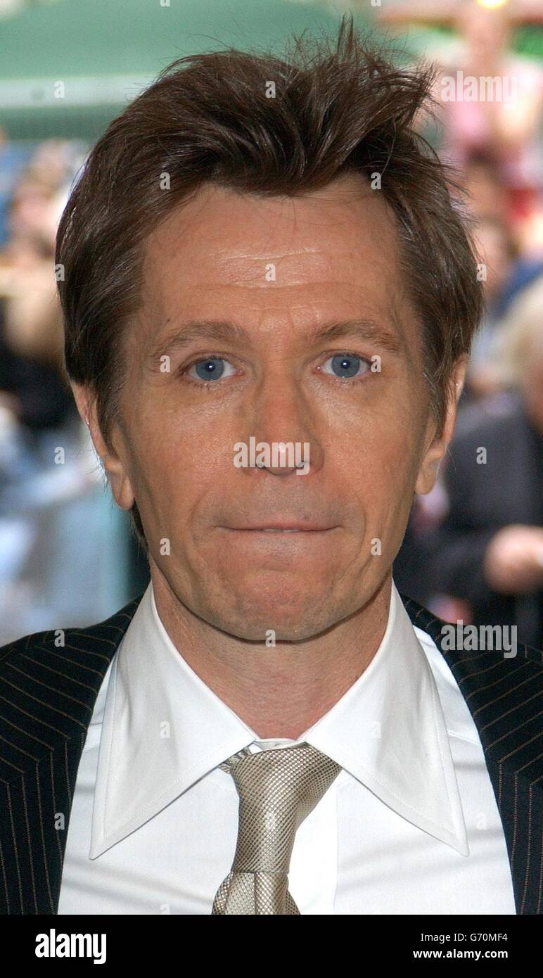 film premiere cinema celebrity actor head shoulders gary oldman